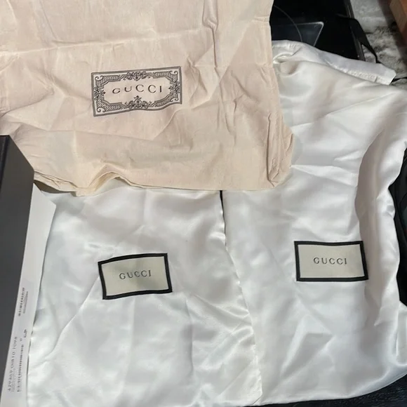 Gucci slides size 9 original box and all packaging included display picture 3
